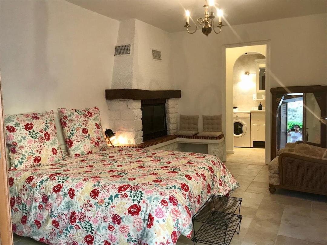 Le Colostre T2 Saint-Martin-de-Bromes ภายนอก รูปภาพ